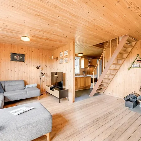 Dina - 200m To The Fjord By Interhome