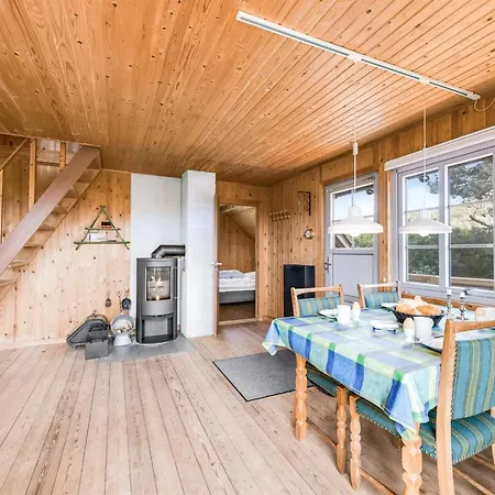 Holiday home Dina - 200m To The Fjord By Interhome *