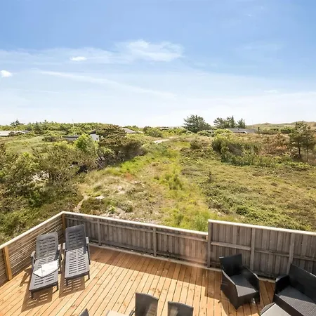 Dina - 200m To The Fjord By Interhome *